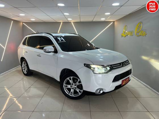 MITSUBISHI OUTLANDER 3.0 GT 4X4 V6 24V GASOLINA 4P AUTOMÁTICO MITSUBISHI OUTLANDER 3.0 GT 4X4 V6 24V GASOLINA 4P AUTOMÁTICO
